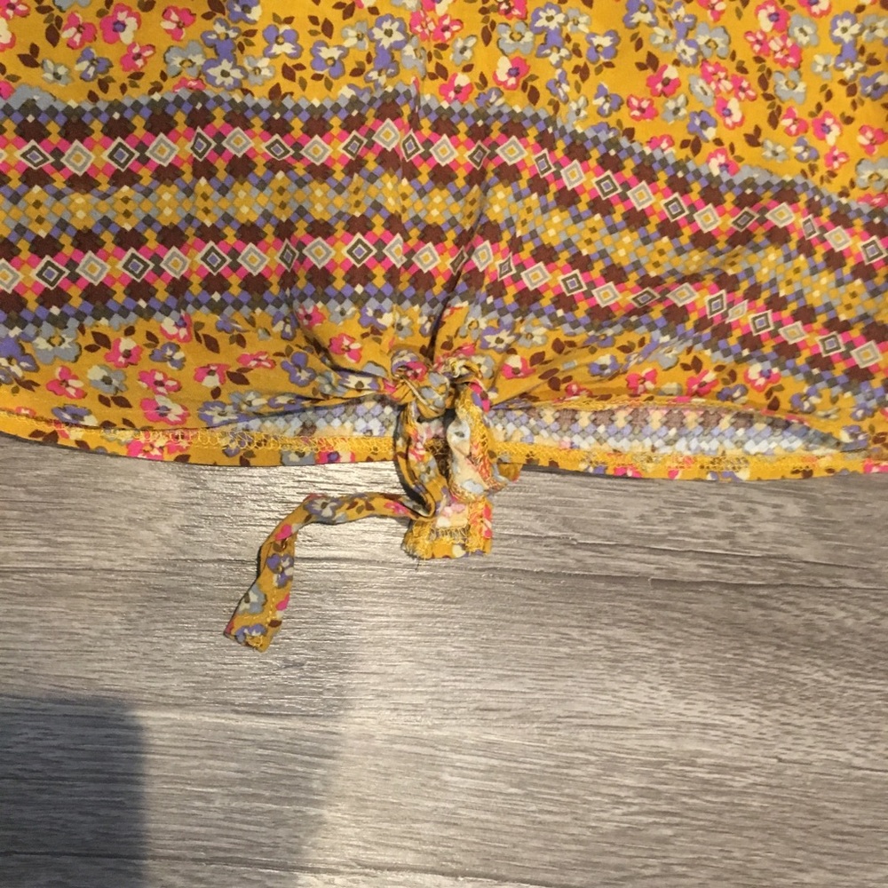 Mission tie-front floral print top - Picture 5 of 7